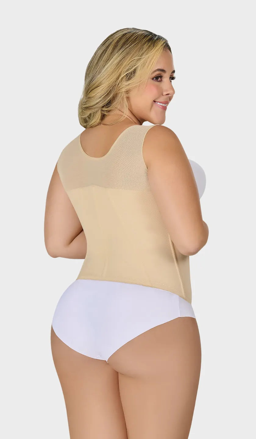 Cinturilla beige moldeadora colombiana senos libres, espalda y sisa cubiertas, varillas internas y silicón en contorno inferior. 4 niveles de ganchos para ajuste perfecto. Ordena hoy, envío a todo México. 