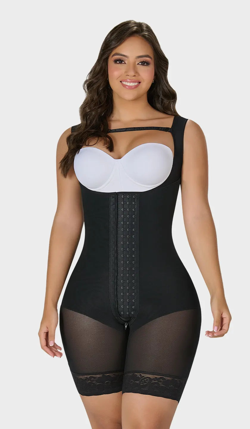 Faja moldeadora colombiana media pierna, espalda cubierta y hombro ajustable. Define cintura al instante con efecto reloj de arena. Compra hoy, envío a todo México.