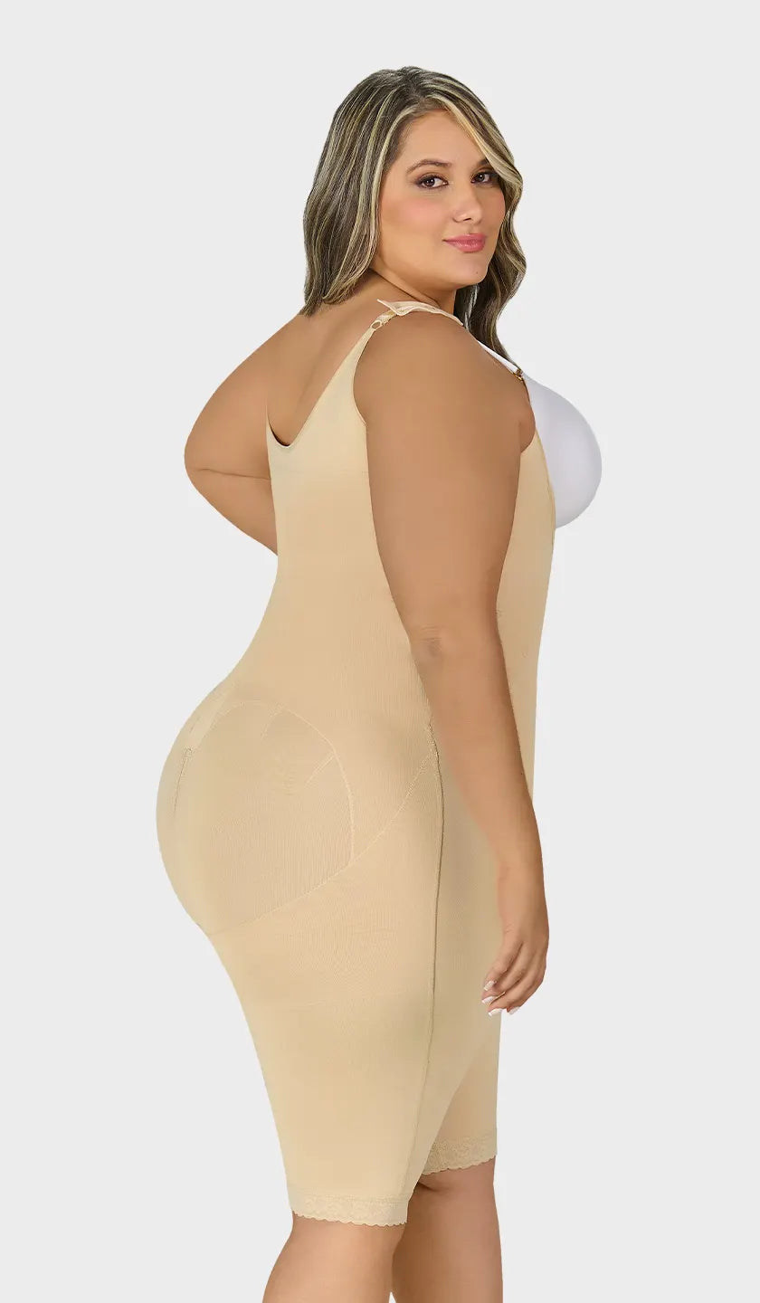 Faja colombiana larga senos libres con refuerzo abdominal, espalda semi cubierta, ganchos en 2 niveles, cierre inferior y realce natural de glúteos. Envío a México.
