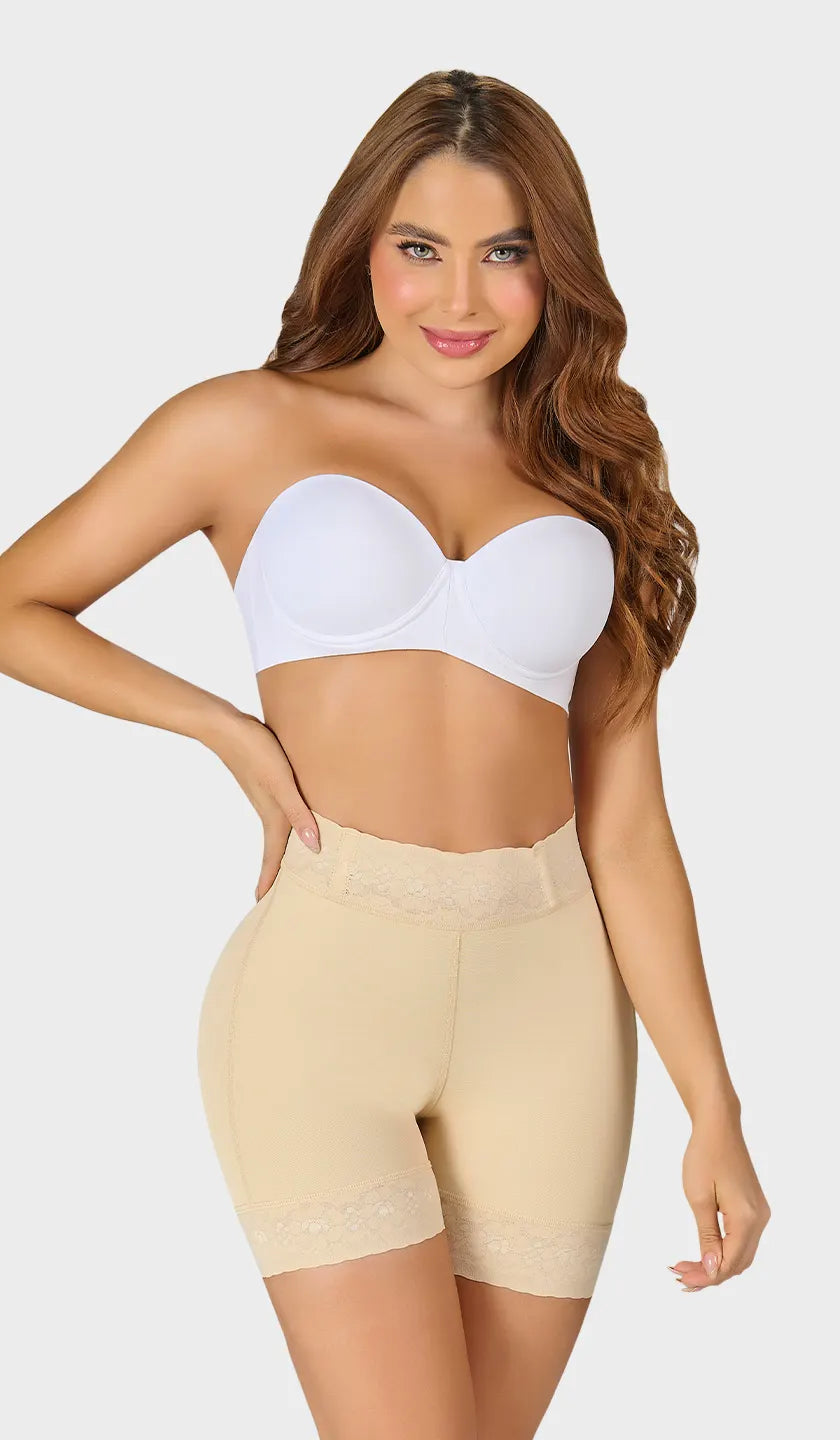 Short moldeador colombiano talle alto con encaje siliconado. Realza glúteos de forma natural y define cintura. Envío a todo México.